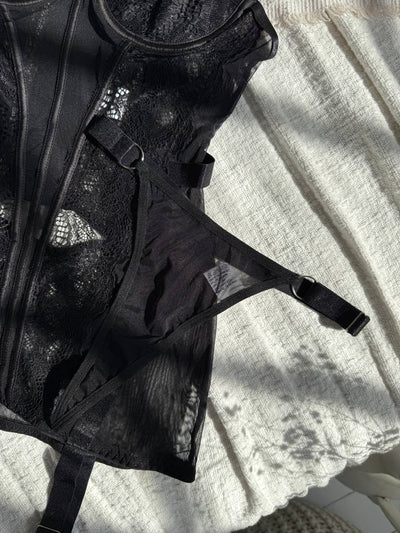 Alessandra™ | Fekete Sátoros Éjjeli Ruha Mirage