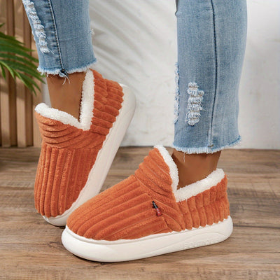 CozyStep – Plüss házi papucs