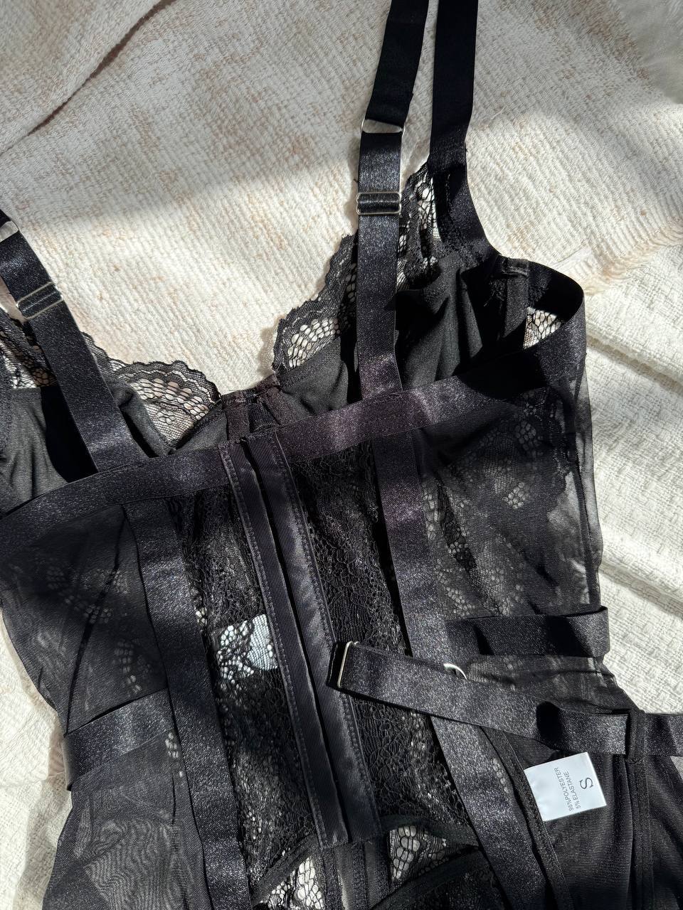 Alessandra™ | Fekete Sátoros Éjjeli Ruha Mirage